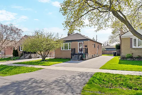 46 Stock Ave Photo 1