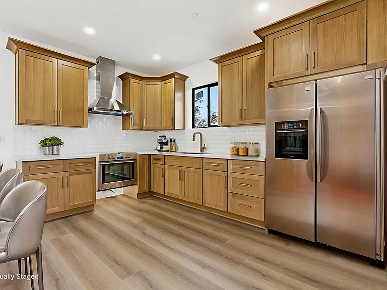 3126 Blanchard St — Photo 11