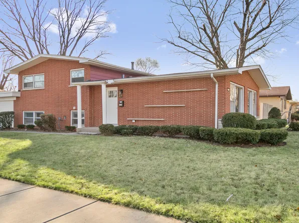 238 W Elmwood Dr, Chicago Heights, IL 60411