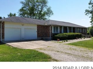 218 Highway Y, Eldon, MO 65026