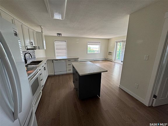 3rd image of 1601 1st Street #304