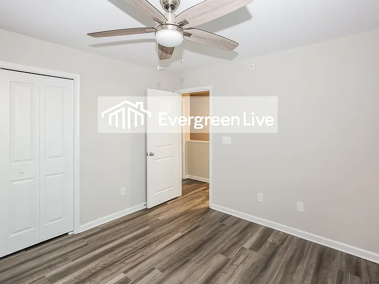 2450 Willow Pond Ln SE — Photo 13