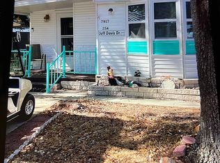 7917 Jeff Davis Dr, Zephyrhills, FL 33540