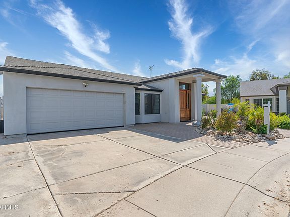 4th image of 2513 N 90th Dr