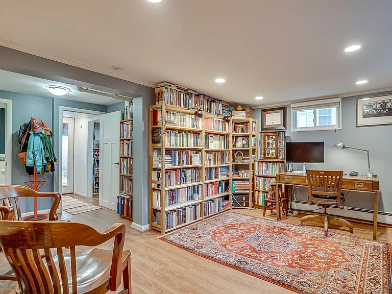 3 E Linden St — Photo 22