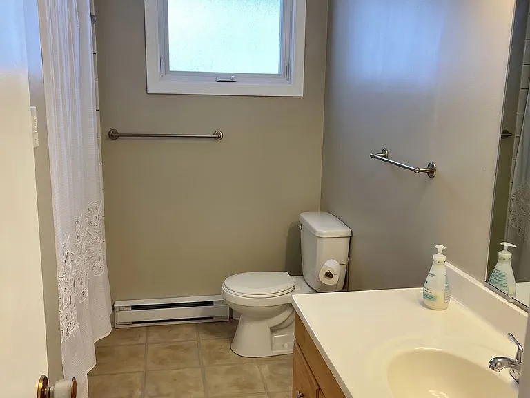 1043 Penetanguishene Rd #UPPER — Photo 9