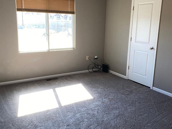 5th image of 1918 Prairie View Dr
