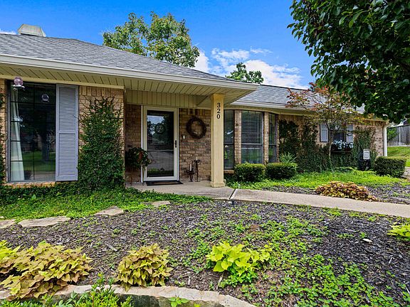 4th image of 320 Tealwood Dr