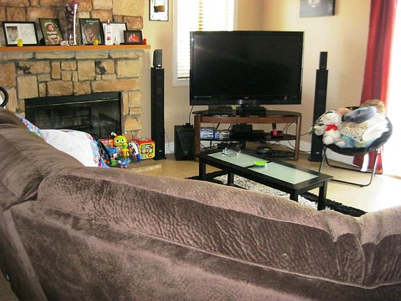 4th image of 3280 Driftstone Dr