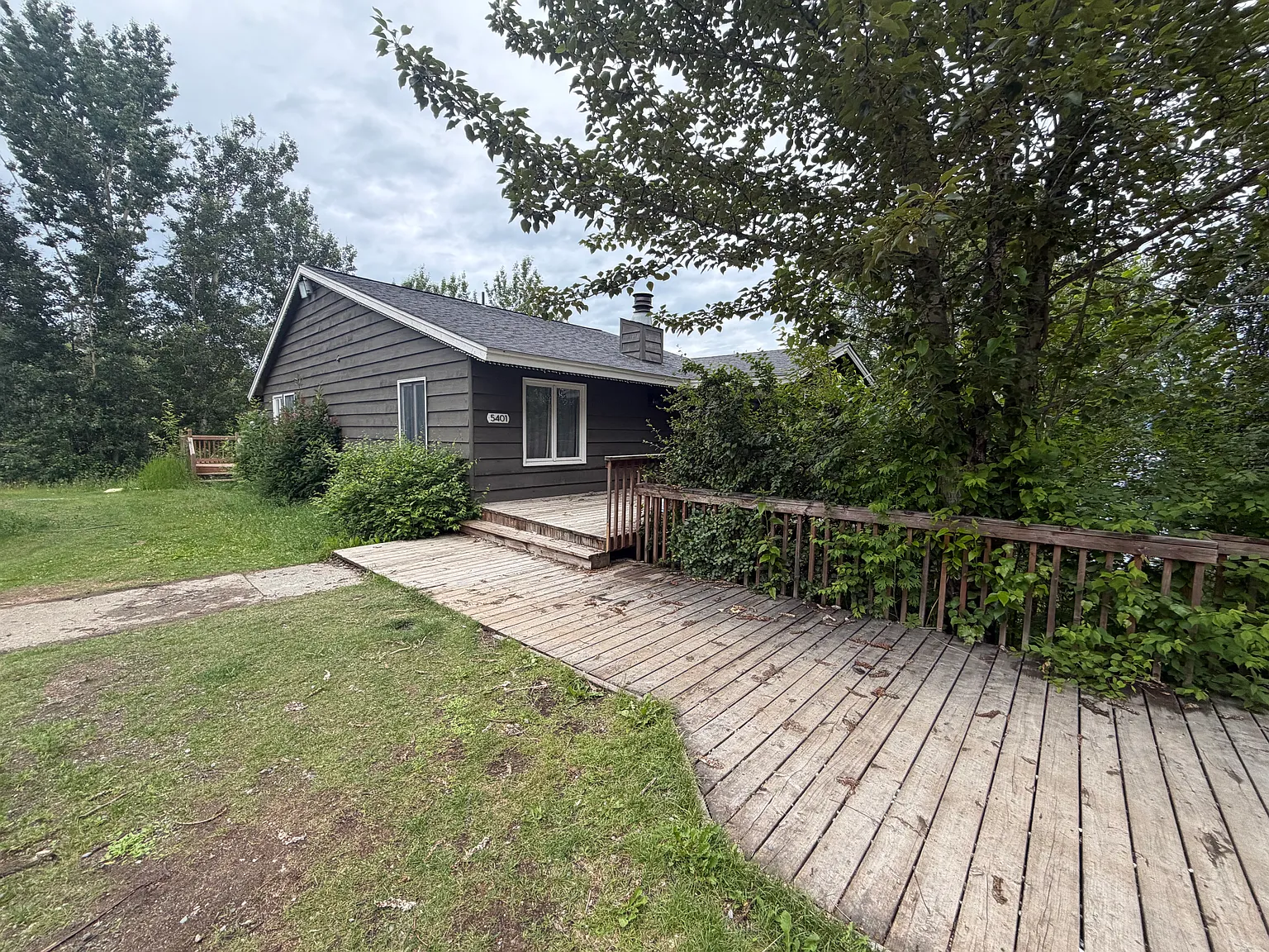 5 bed, 2800 sqft, $3,700 — Photo 3
