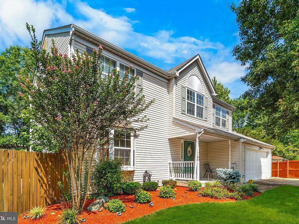 1st image of 2807 Tyburn Oaks Ct