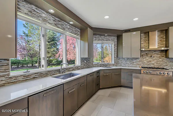 3 Clover Hill Pl — Photo 10