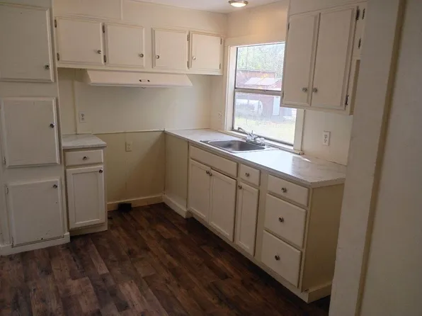 4500 Leesburg Rd, Hopkins, SC