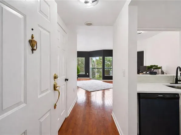 1 Biscayne Dr NW Unit 705, Atlanta, GA 30309