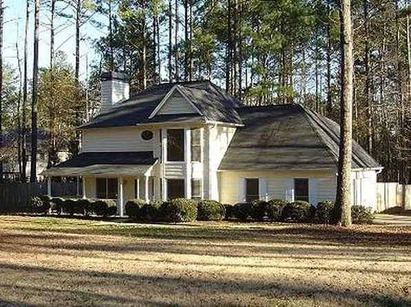 16 Wakefield Dr, Newnan, GA 30265