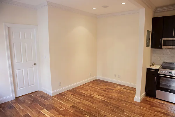 Rented by Blip LLC | media 37