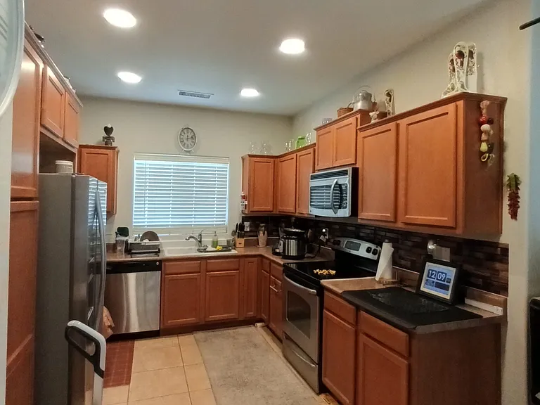 2348 N 84th Dr — Photo 27