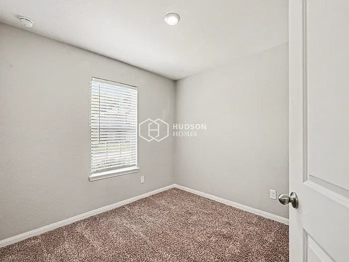 23022 Bellini Dr — Photo 18
