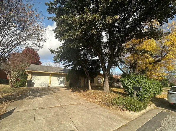 3405 Woodbridge Dr, Forest Hill, TX 76140