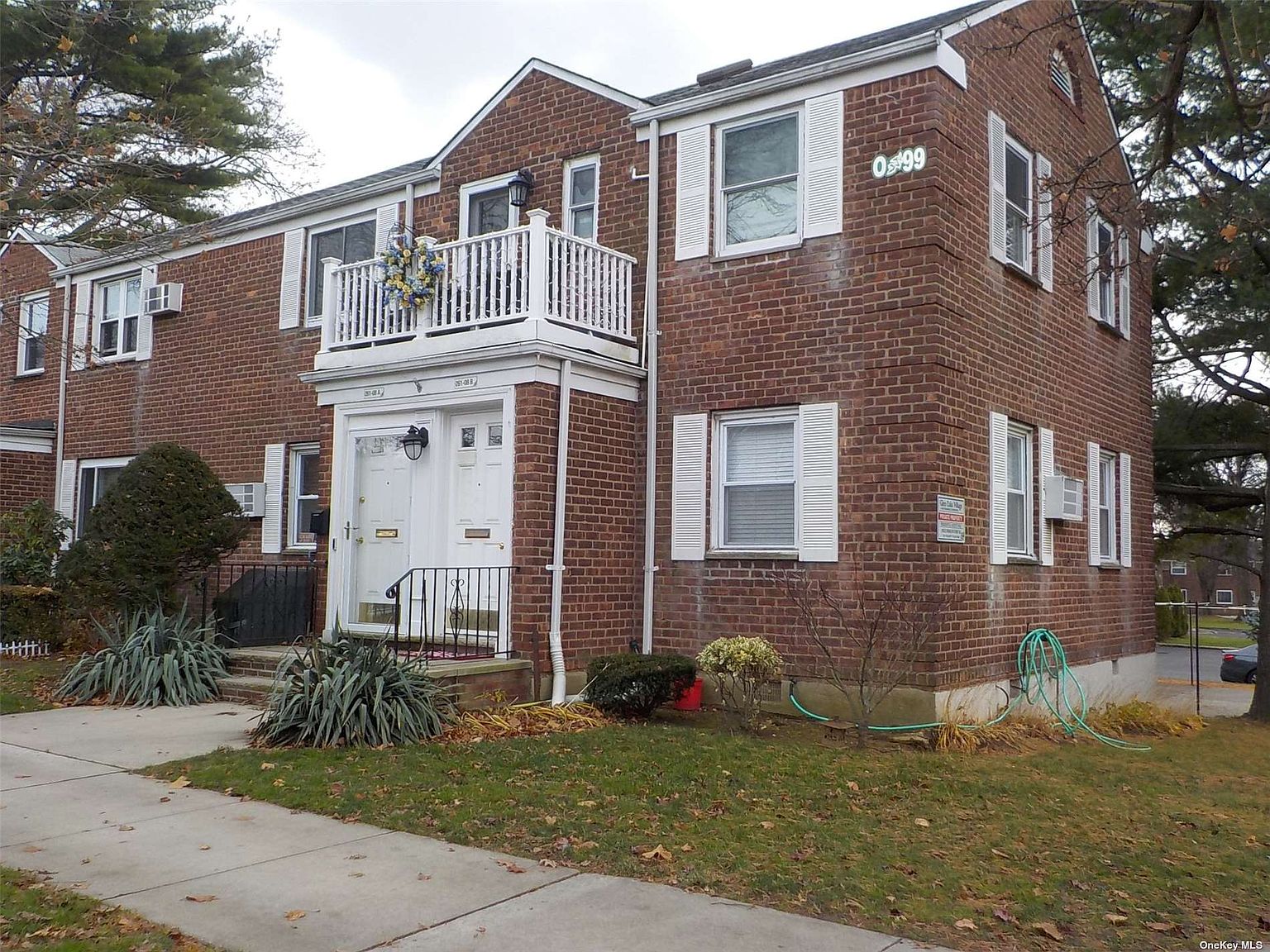 26108 Langston Avenue UNIT E1, Glen Oaks, NY 11004 Zillow