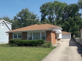 240 W Taylor Rd, Lombard, IL 60148