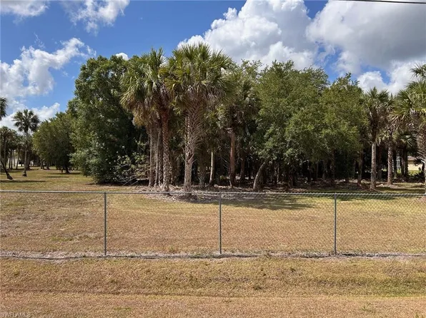 38XX 24th AVE SE, NAPLES, FL 34117