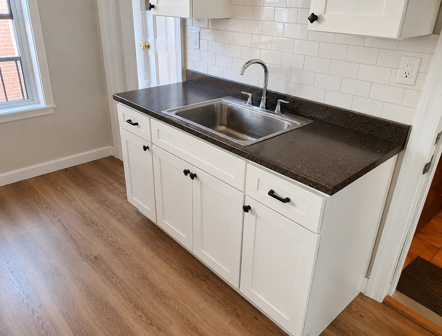 1 bed, 700 sqft, $2,500 — Photo 4