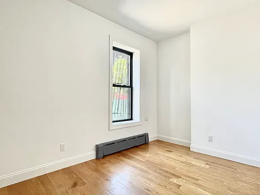 Rented by Tungsten Properties | media 18