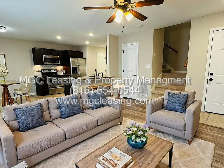 9440-9446 N Baltimore Ave — Photo 4