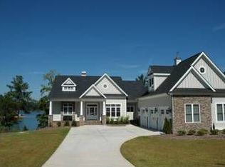 211 Oak Stone Dr, West Union, SC 29696