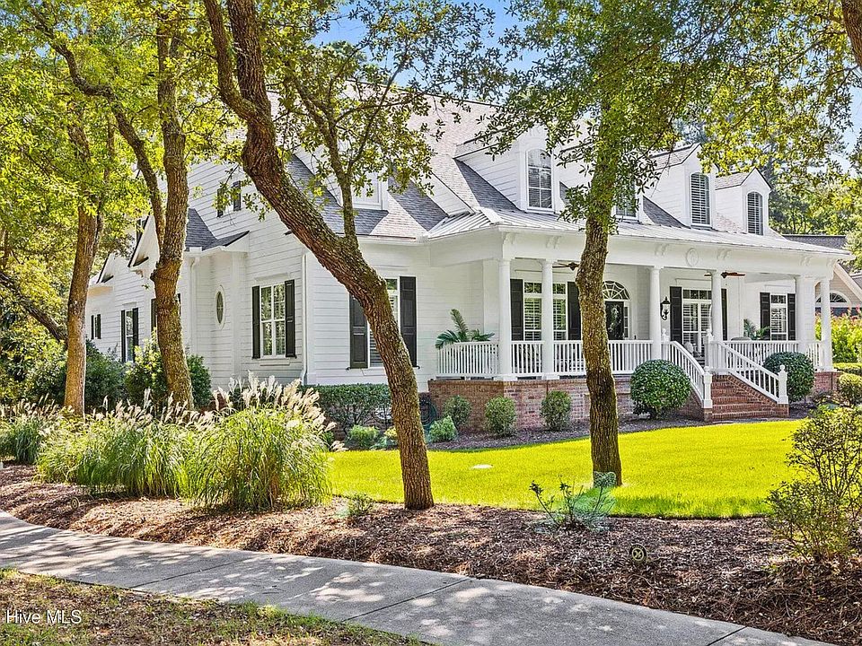 1st image of 663 Parish Drive SW