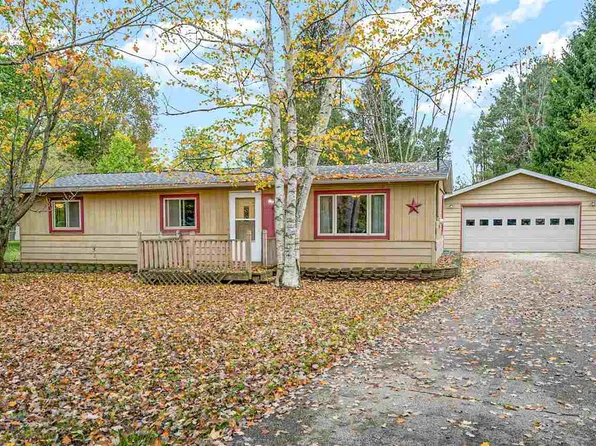 2959 E Lydia St, Midland, MI 48640