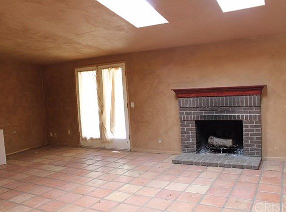 4th image of 3164 Darlington Dr