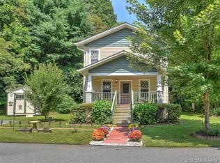 6 Broadview Dr, Asheville, NC 28803