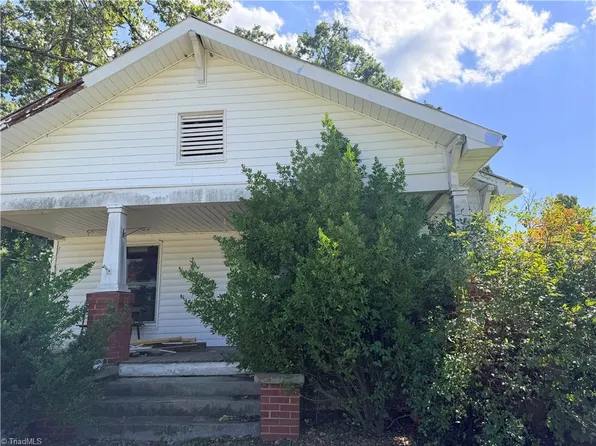 1534 Skeet Club Rd, High Point, NC 27265