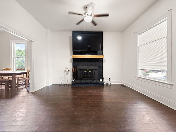 3rd image of 83 W French Ave