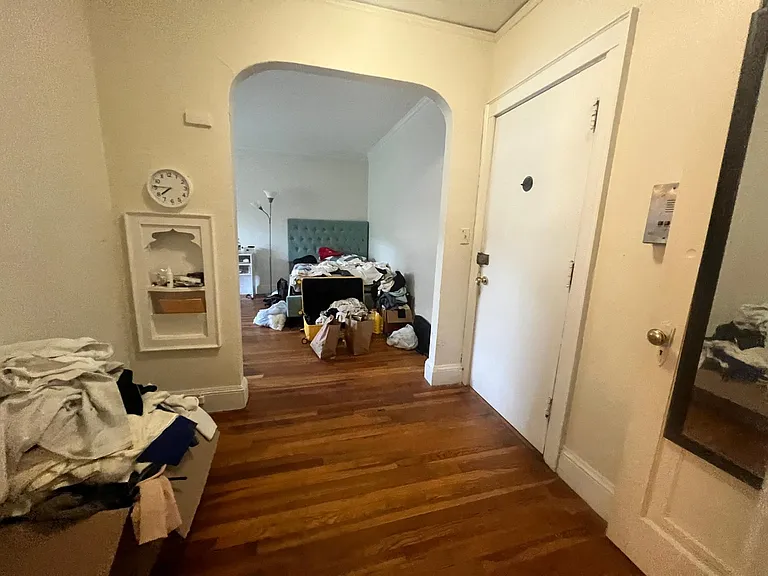 2043-2045 Commonwealth Ave #33 — Photo 1