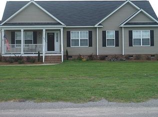 71 Colony Dr, Camden, SC 29020