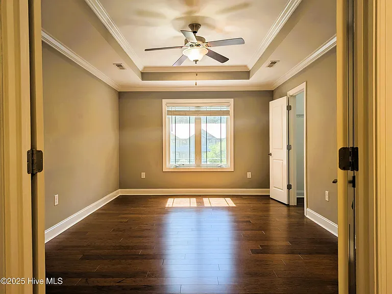 673 S Ashe St — Photo 16