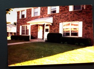 4100 Saint Clair St, Racine, WI 53402