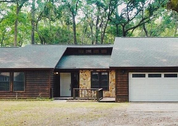 2nd image of 234 Lake Shore Dr