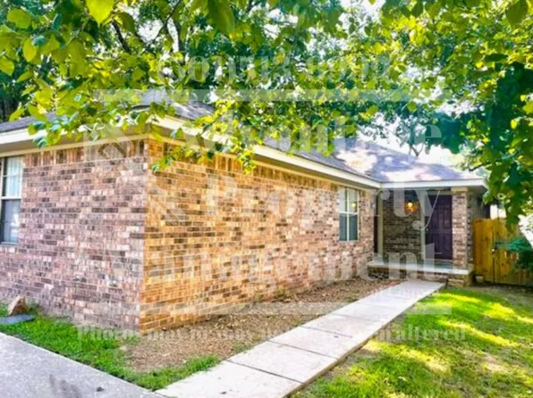 515 3rd Ave #B, Conway, AR 72032