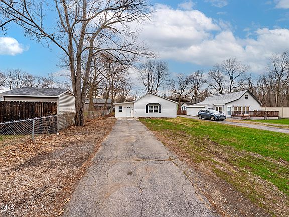 3rd image of 149 Larrabee Road