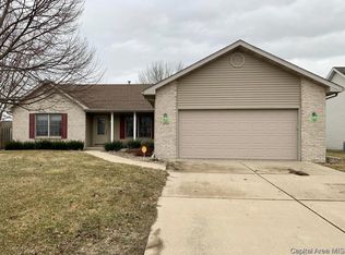 2400 Harrier Rd, Springfield, IL 62711
