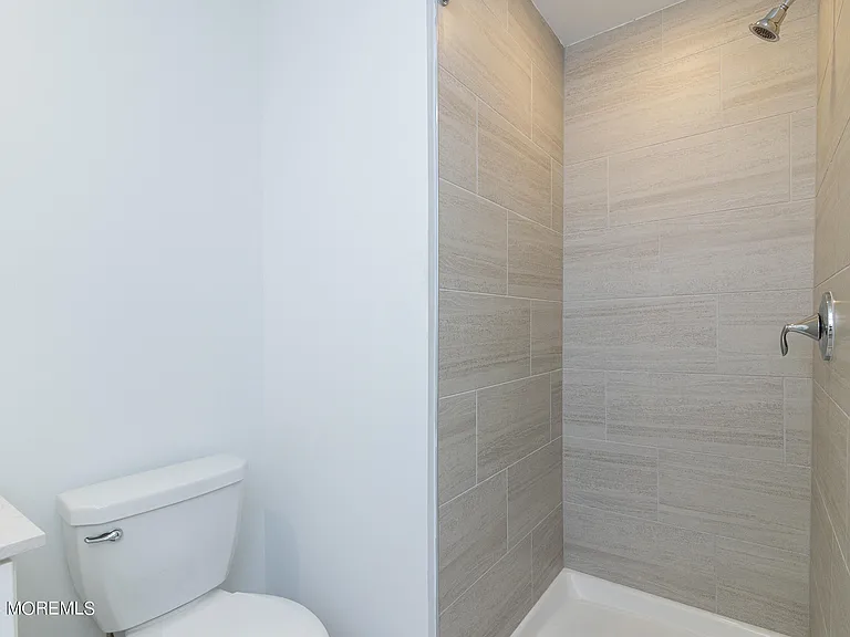18 Crimson Dr — Photo 28