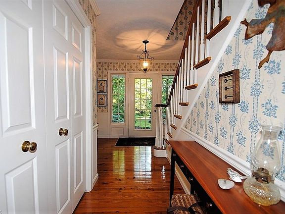 5th image of 5675 Park Wood Cir
