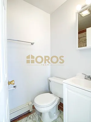 Rented by City Connections Realty | media 12