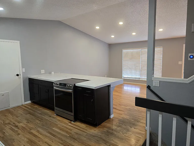5506 Wilkerson Pass Dr — Photo 25