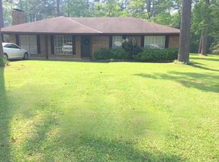 1105 Hooper Rd, Pineville, LA 71360