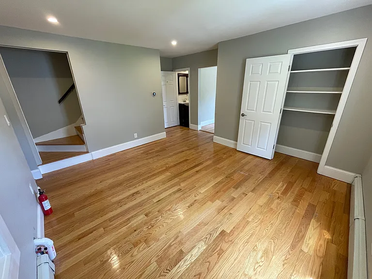 33-35 Wilson St — Photo 6